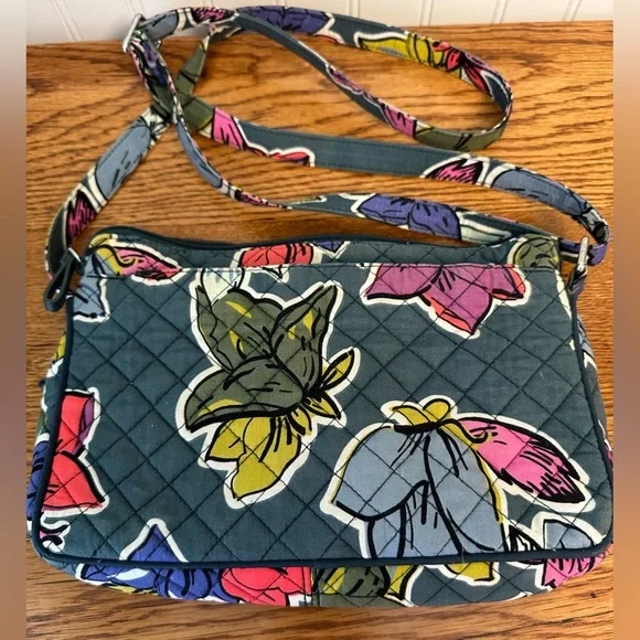 Vera Bradley Quilted Crossbody - Picture 3 of 8